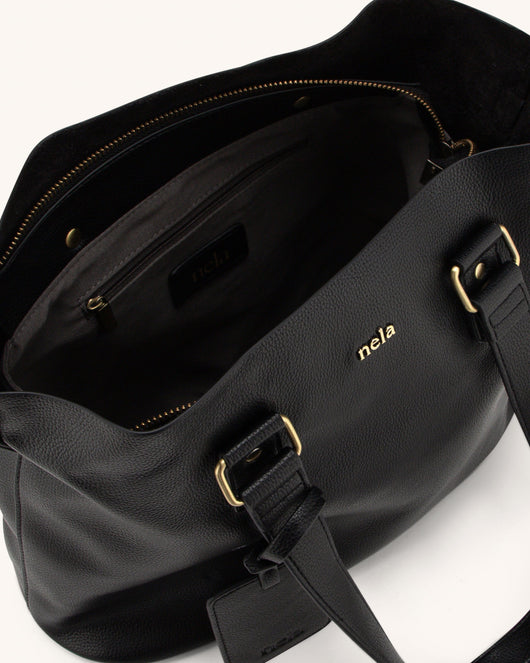 Alma’s Timeless Sophistication | Shoulder Bag