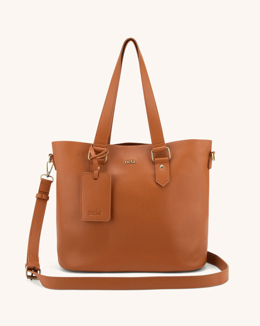 Alma’s Timeless Sophistication | Shoulder Bag