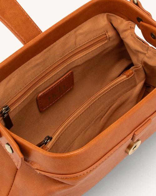 Marianne’s Refined Classic | Crossbody Bag