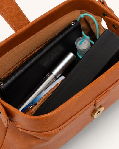 Marianne’s Refined Classic | Crossbody Bag